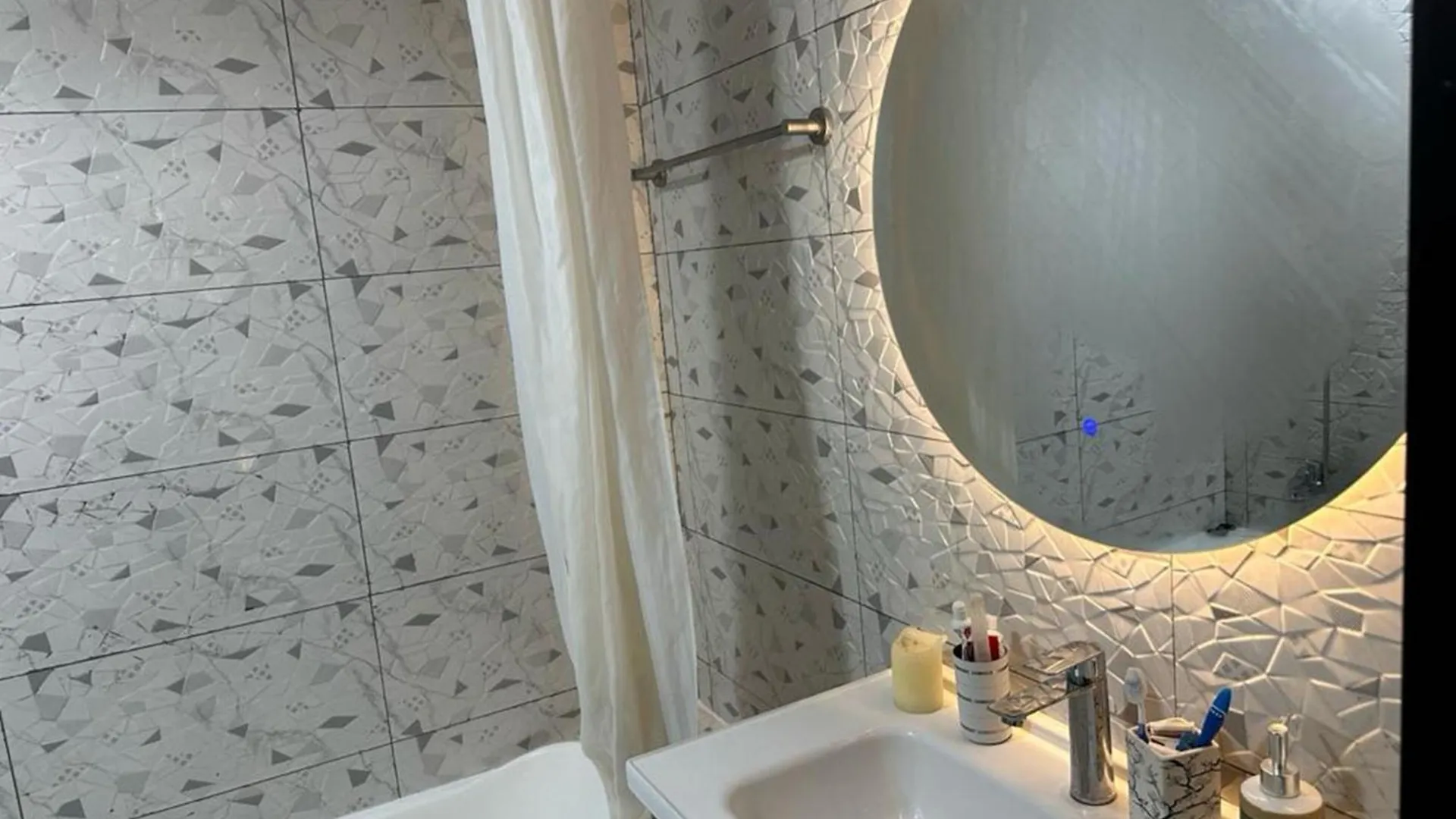 My-Places Dubai 1 Bed Escan Towers 15 Lejlighed